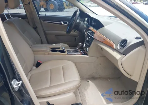 2012 Mercedes-Benz C 250 Sport from USA, damaged, VIN WDDGF4HB3CR230549